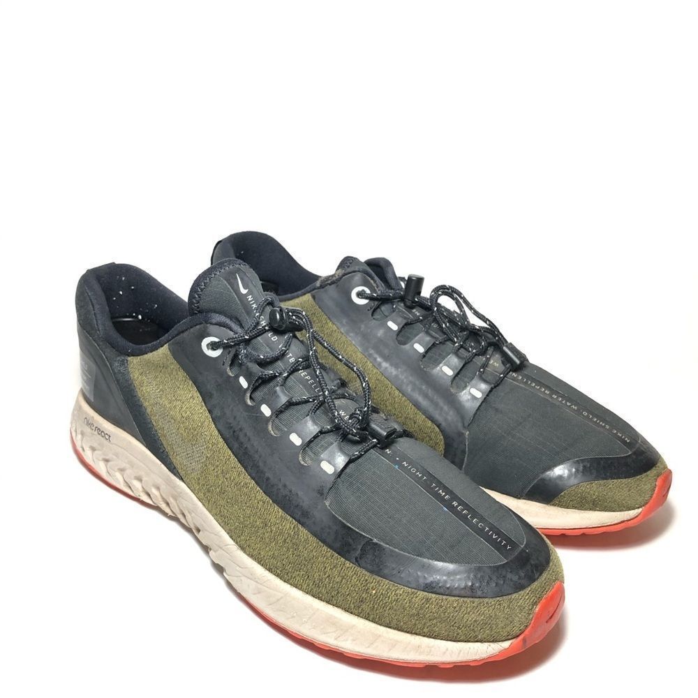 Nike React Shield Water Repellent Size 5